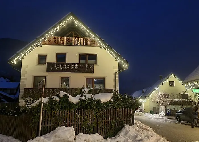 Apartma Ursic